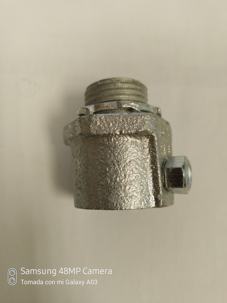 Conector Rigido con Tornillo(Mecánico) ½"