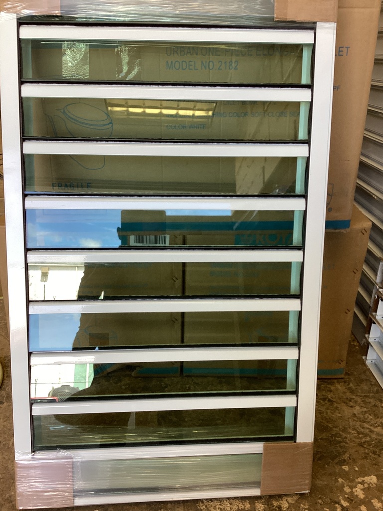 Ventana Blanca Cristal Blue Green(24"x41"3/4")