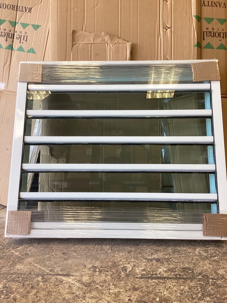 Ventana blanca cristal blue green(30"x25"3/4)